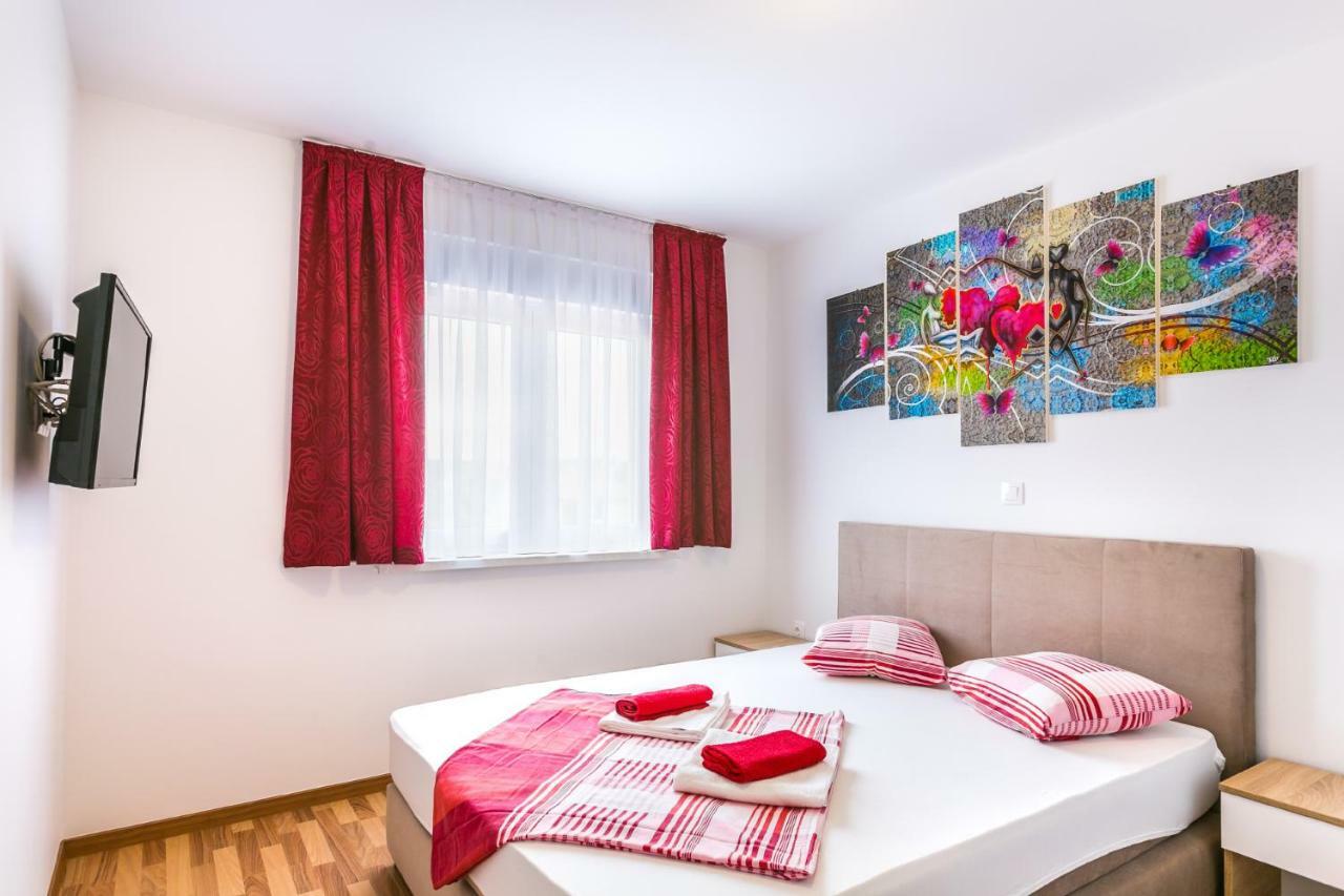 Dragan K2 Hotell Medulin Exteriör bild